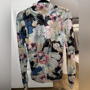 Cinq a sept- Floral Print Long-Sleeve mesh  Turtleneck Top - Multicolor